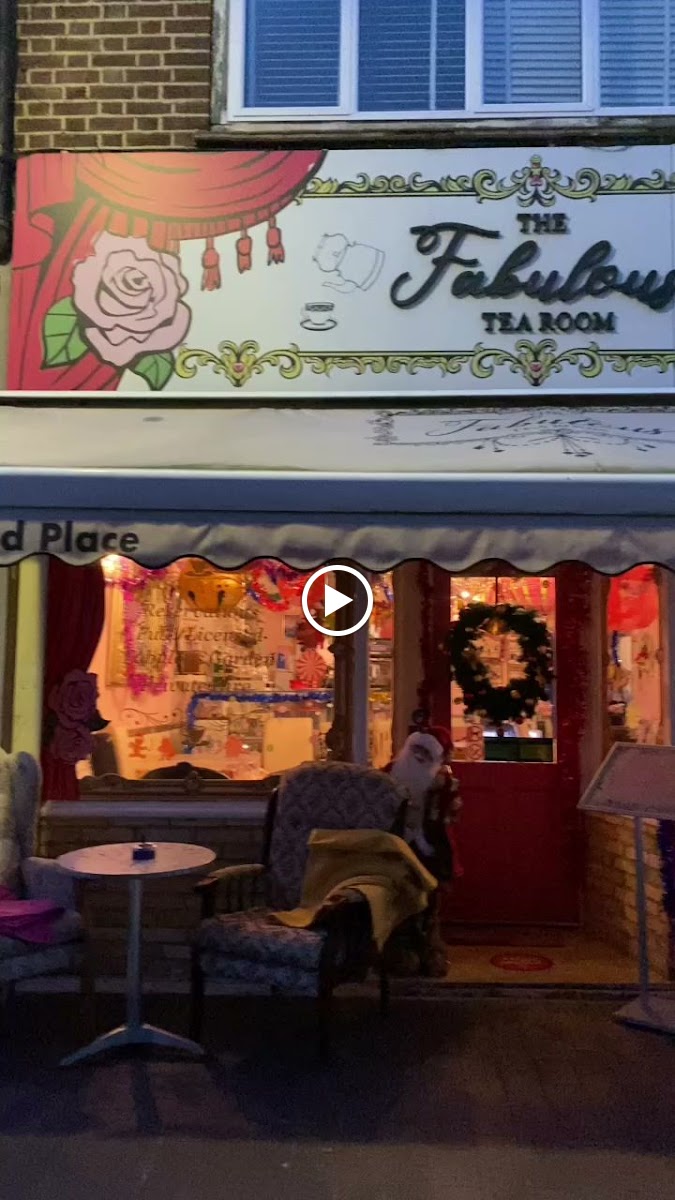 The Fabulous Tearoom - Photo 1