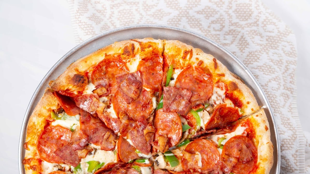 Pizzeria Italia Restaurant - Photo 2