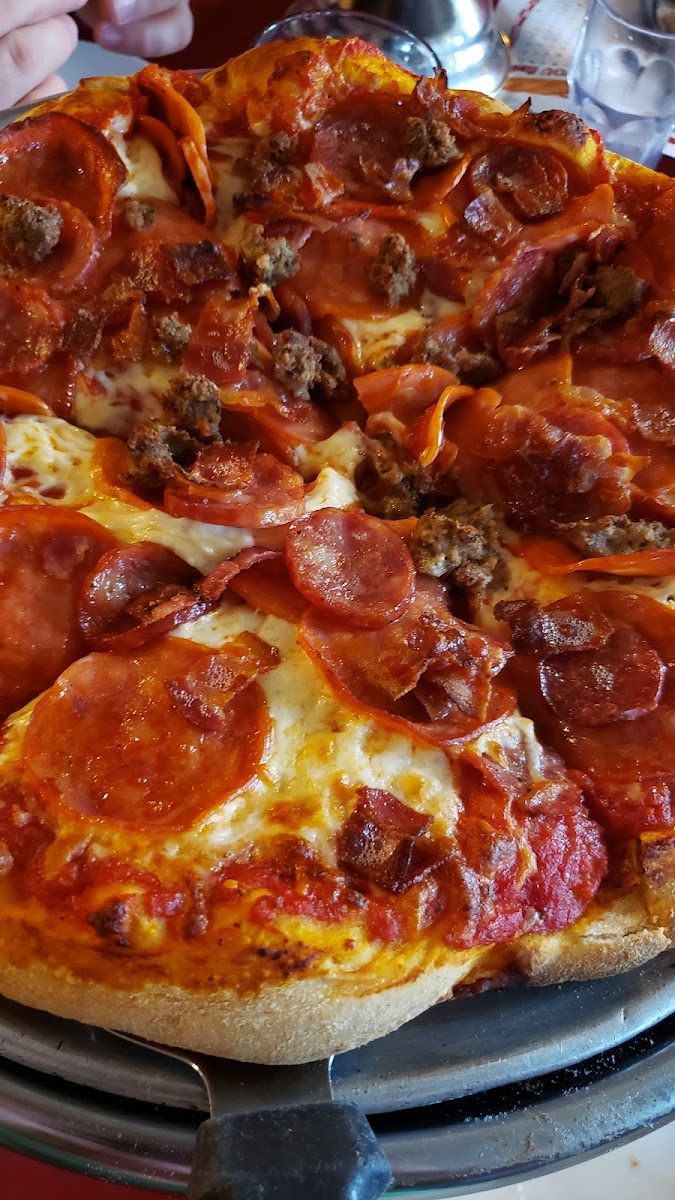 Pizzeria Italia Restaurant - Photo 4