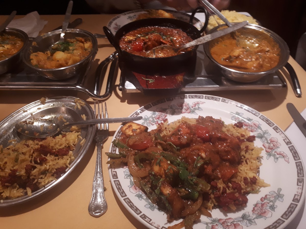 Arati Tandoori - Photo 6