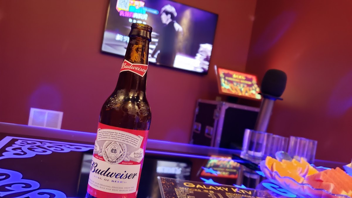 Galaxy Karaoke - Photo 5