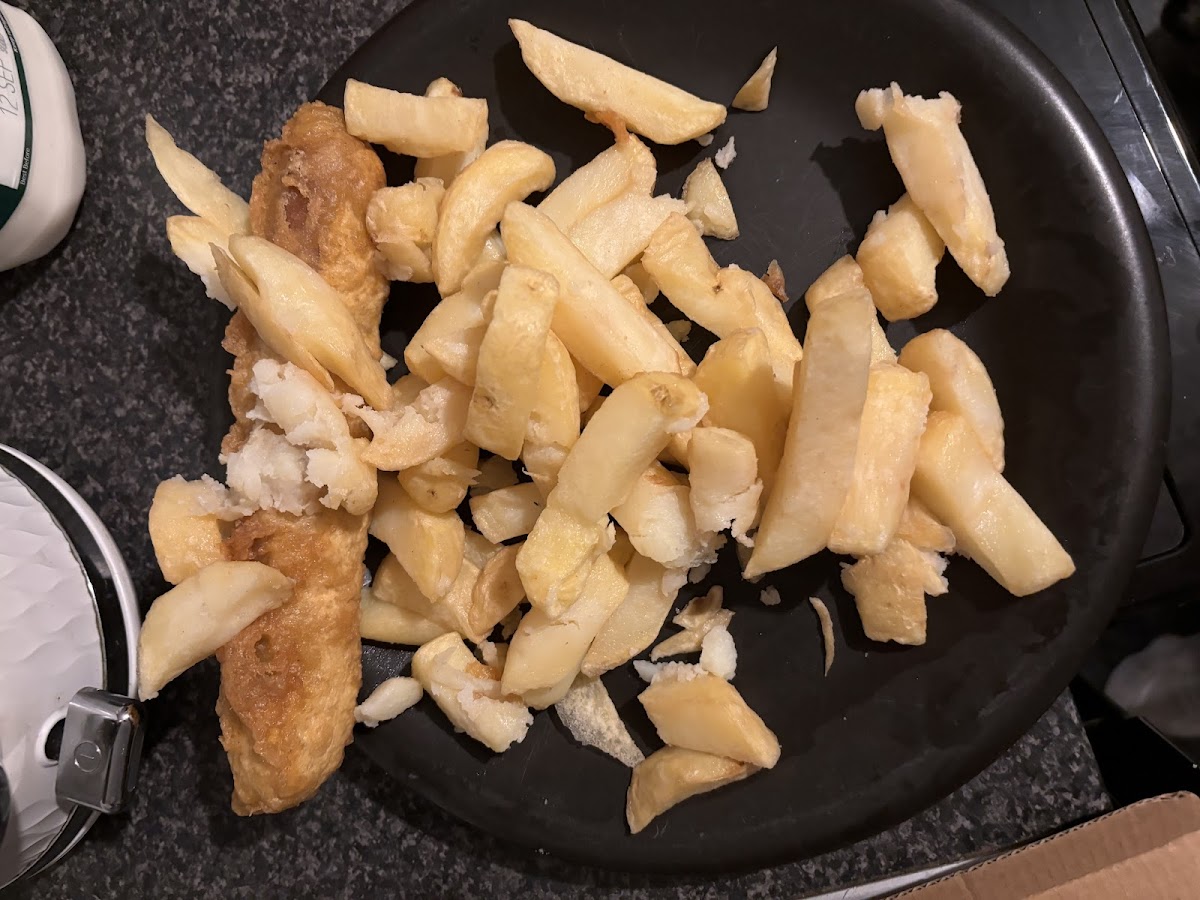 Chris's Fish Bar - Photo 8