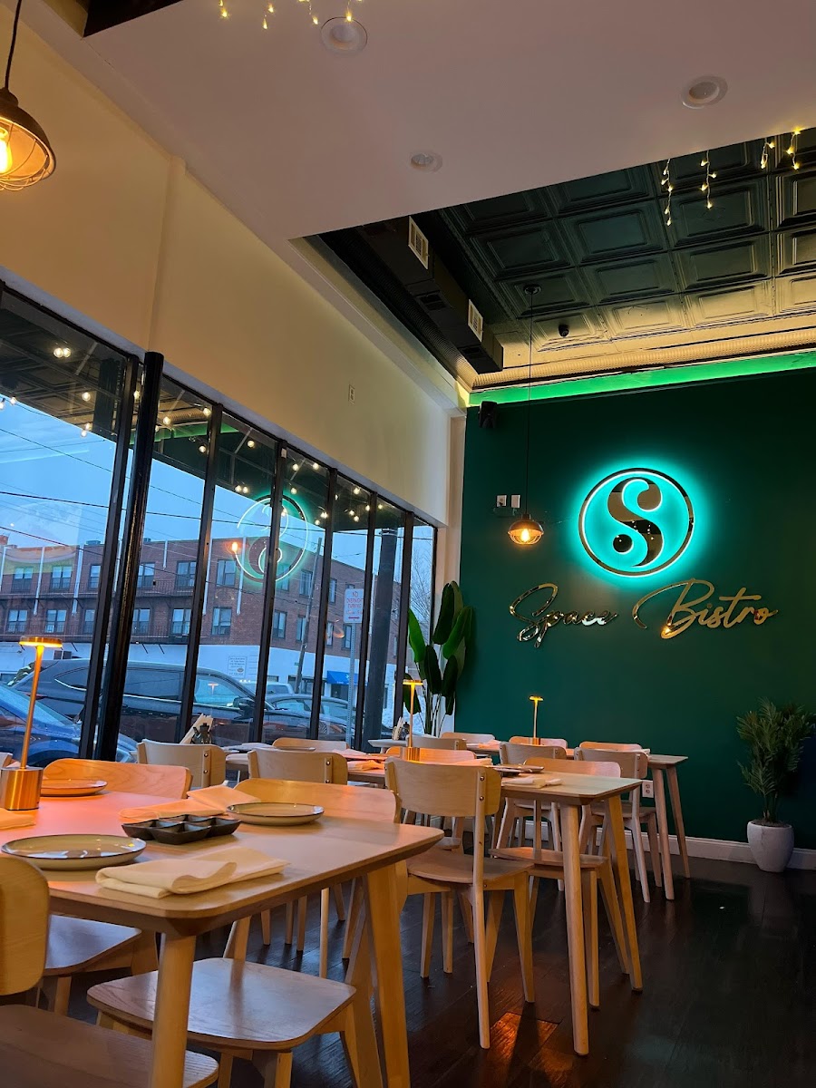 Space Bistro