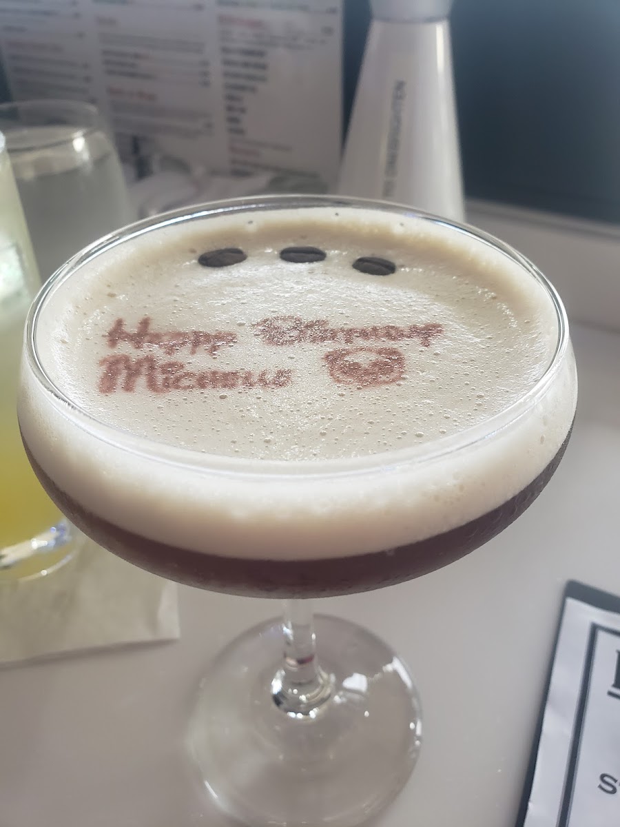 Luvwoo Bar - Photo 4