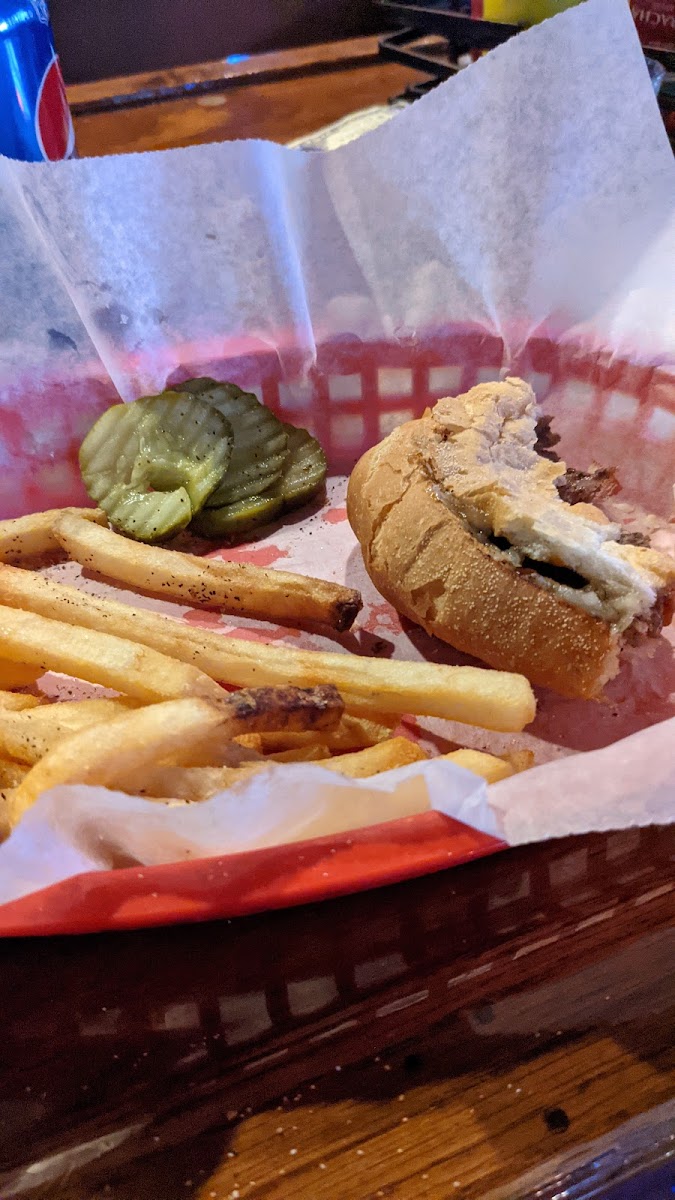 Gentleman Jack's Pub and Grill - Photo 8