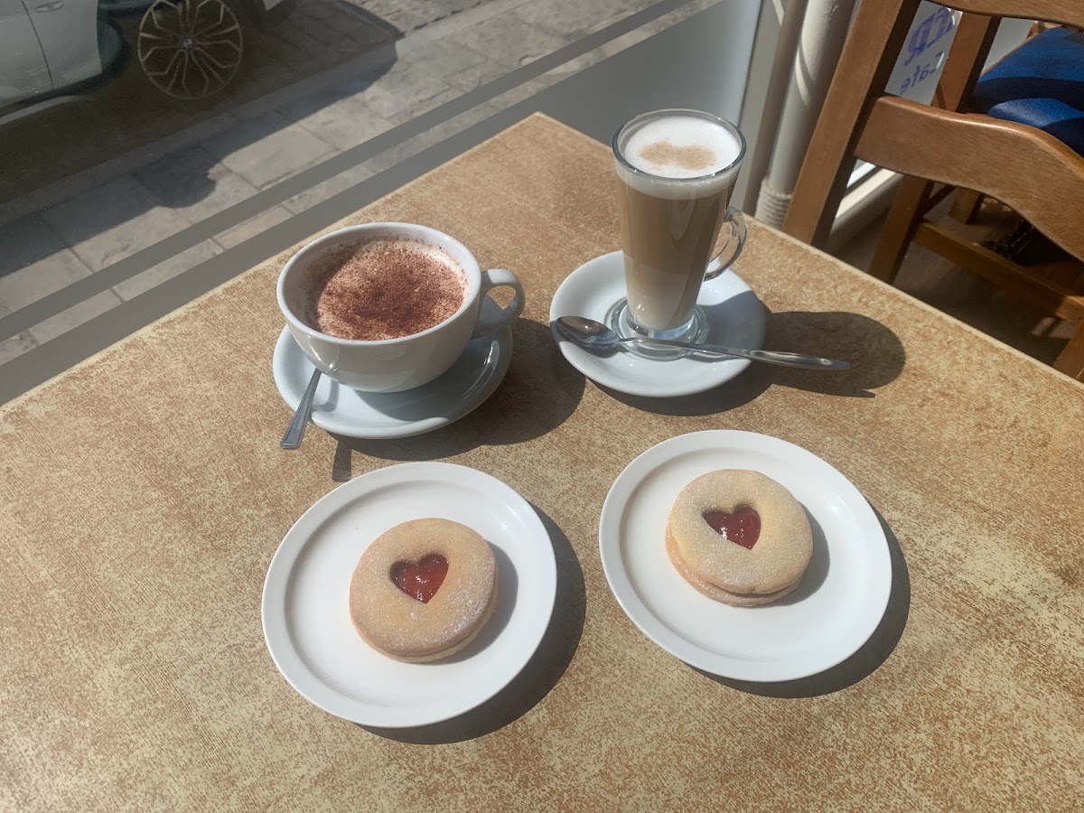 The Spinnaker Café - Photo 8