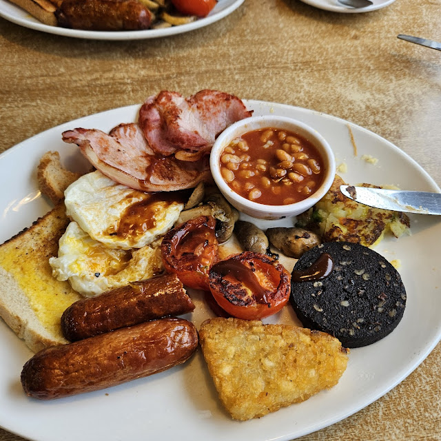 Hearty Full English Breakfast