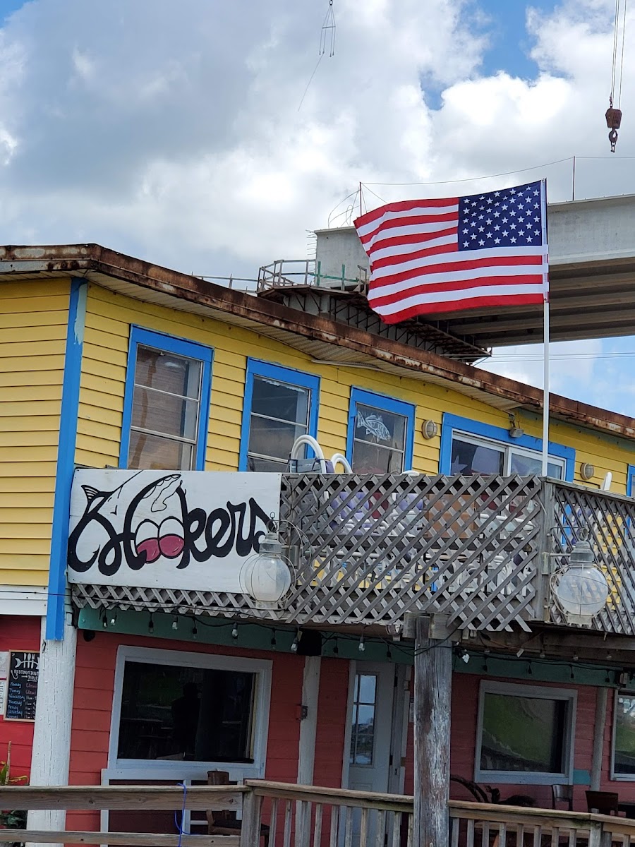 Hookers Waterfront Bar and Grill