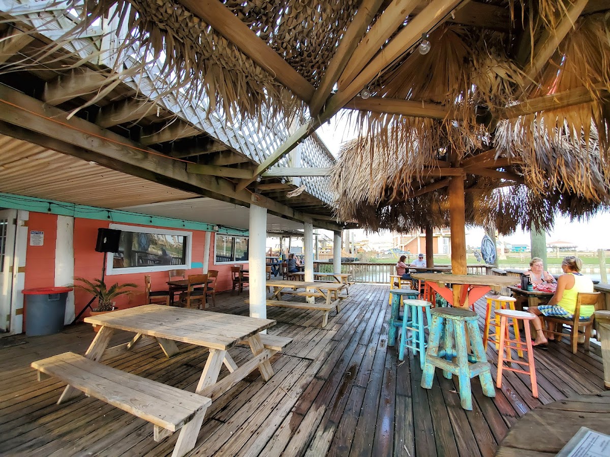 Hookers Waterfront Bar and Grill - Photo 2