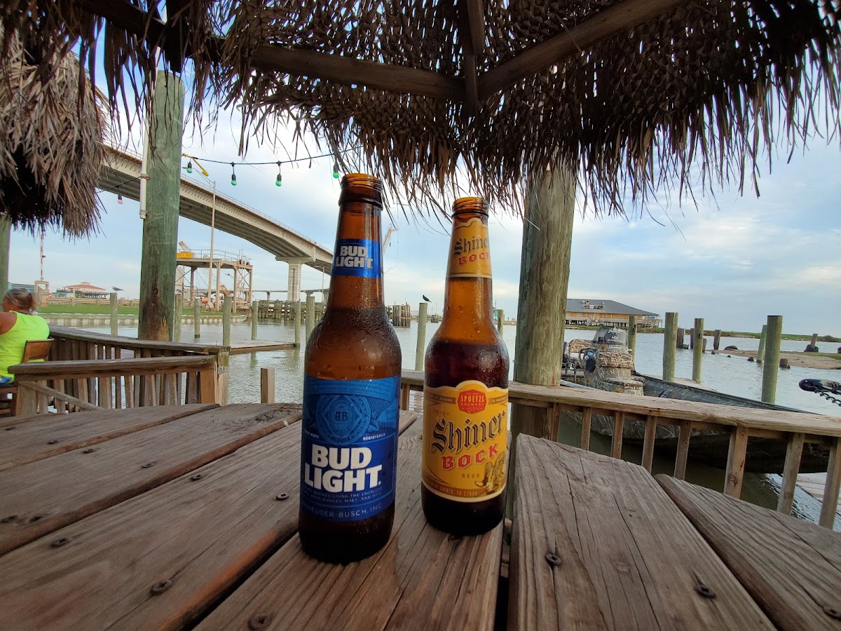 Hookers Waterfront Bar and Grill - Photo 5