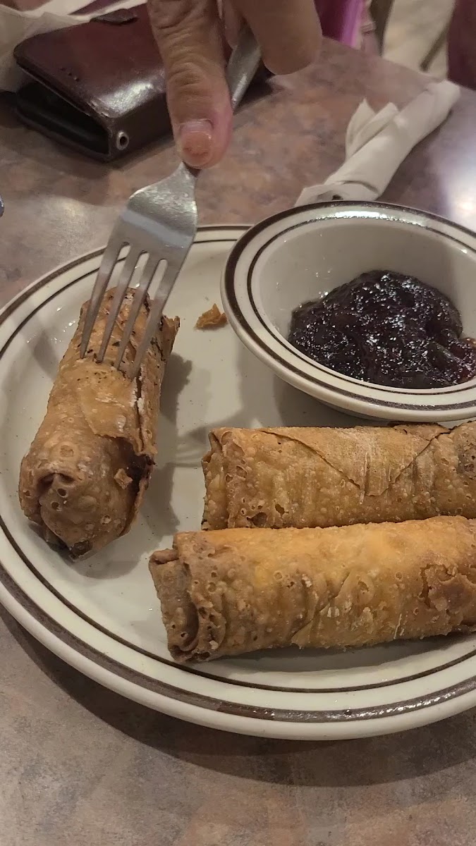 Lee's Restaurant - Photo 1