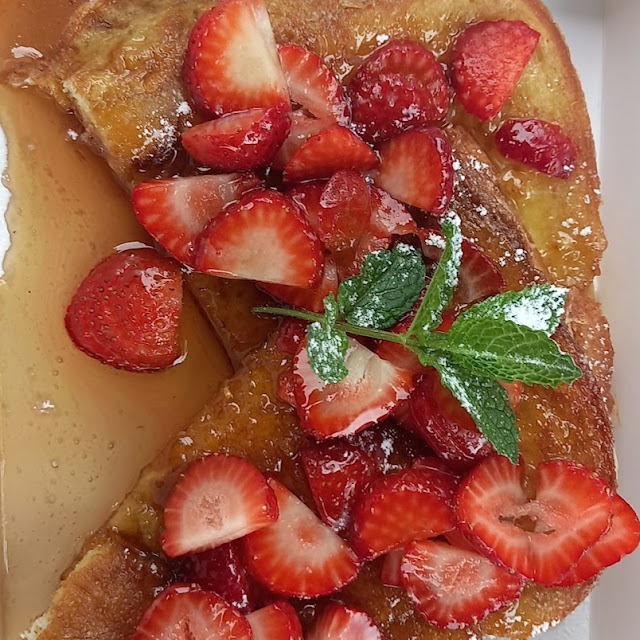 French Toast Breakfast
