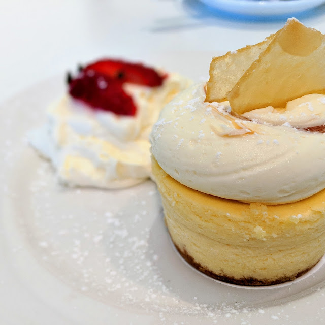 Macadamia Cheesecake
