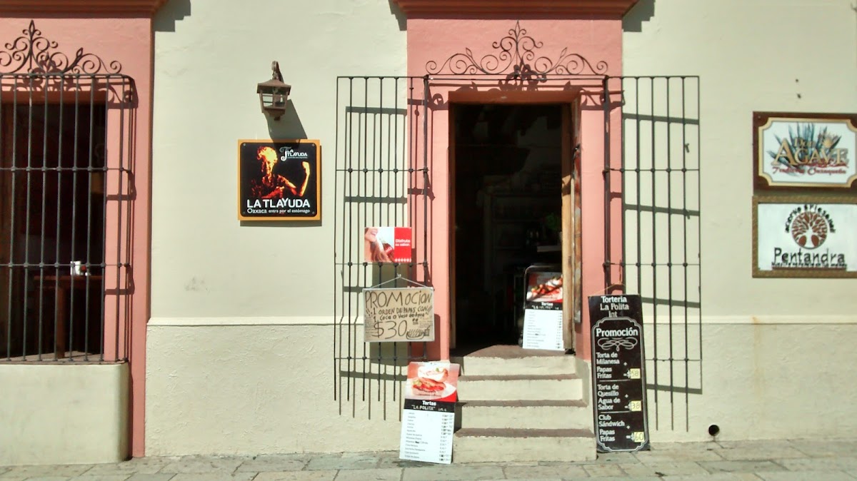 Chocolate and Cafe Petra Cacao