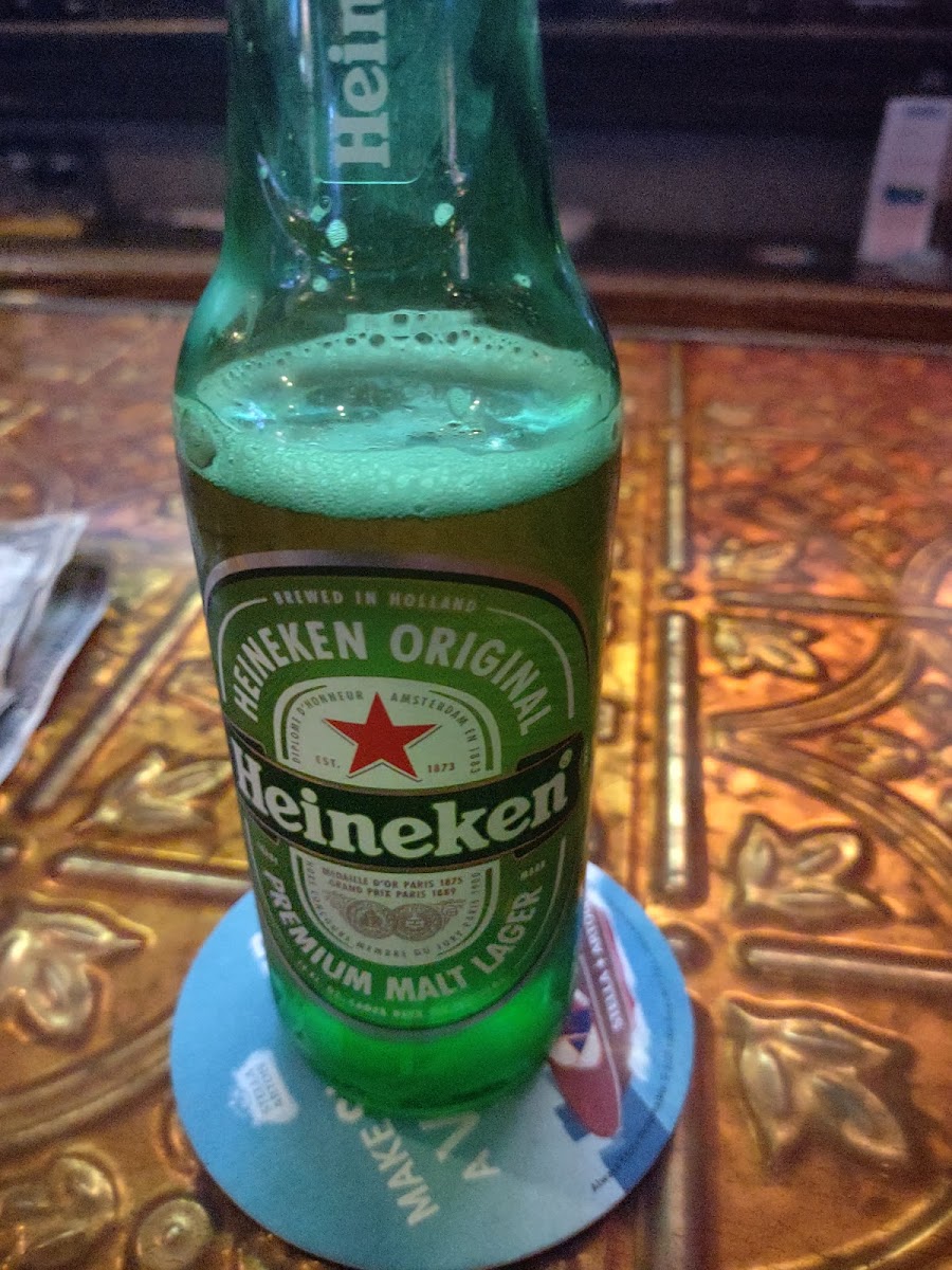 Ollie's Pub - Photo 5