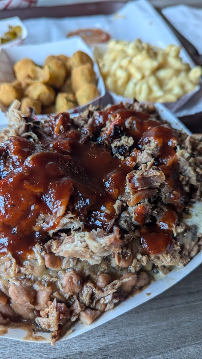 Massey's BBQ - Photo 4