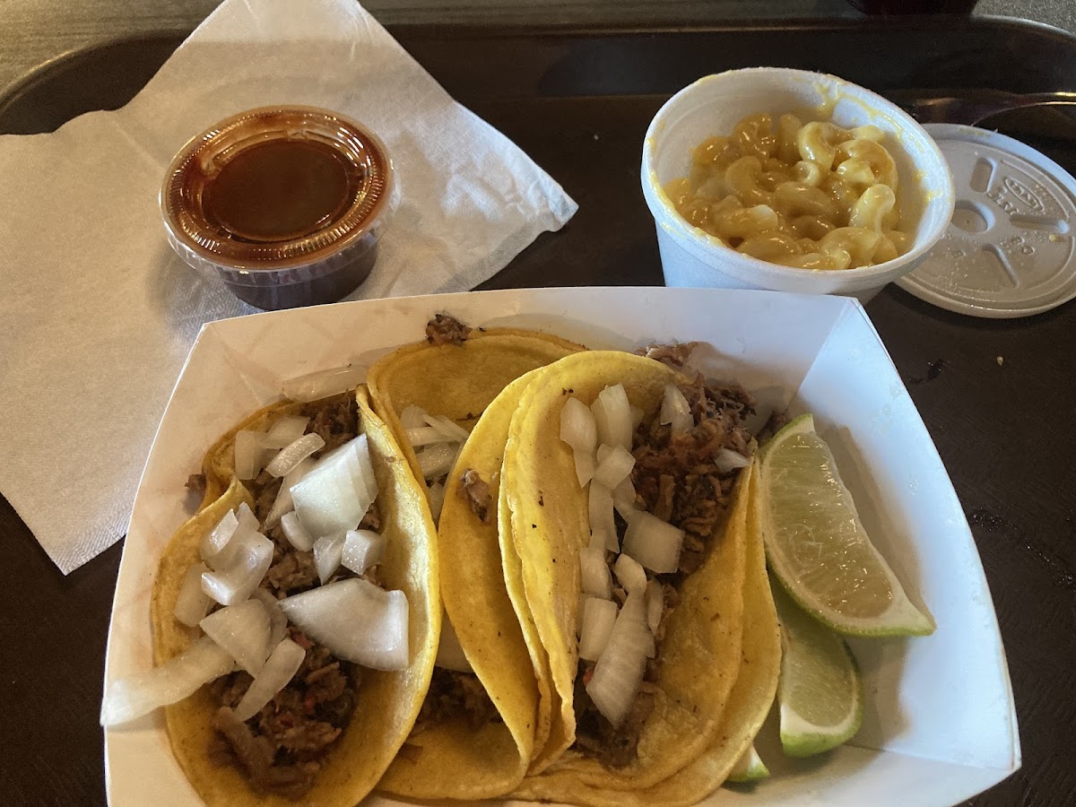Massey's BBQ - Photo 7