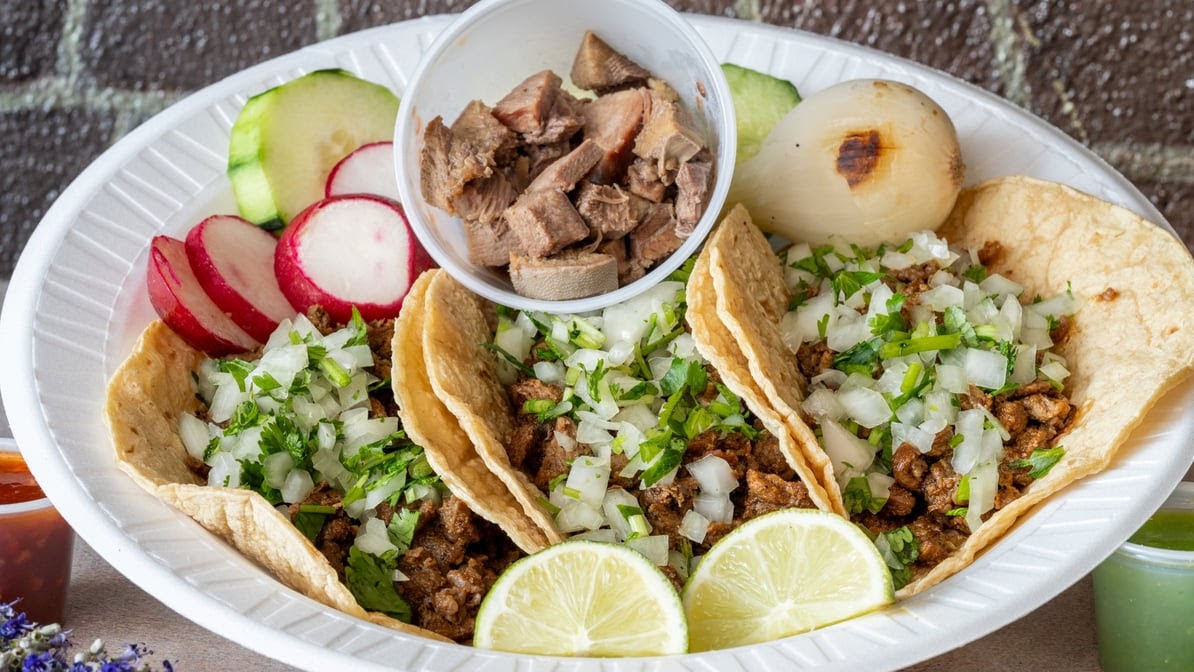 Taco Fiesta Street Tacos - Photo 3