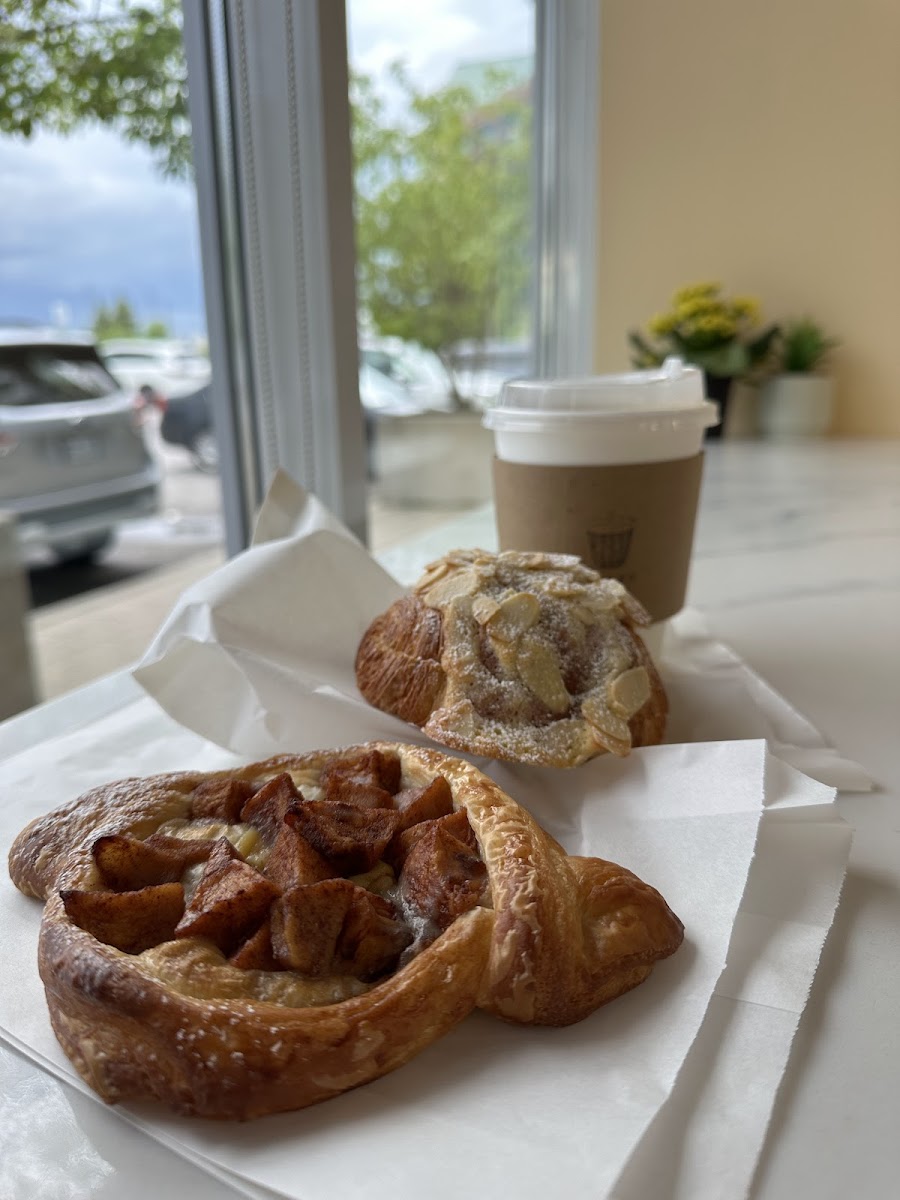 Tangy Cafe - Photo 9