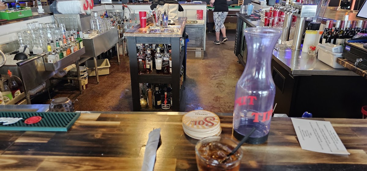 Lucky's Bar & Grill - Photo 4
