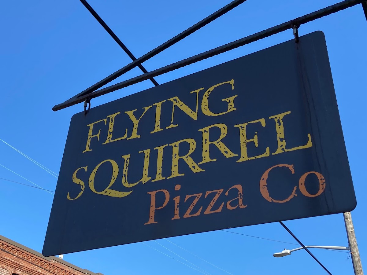 Flying Squirrel Pizza Co. - Photo 3