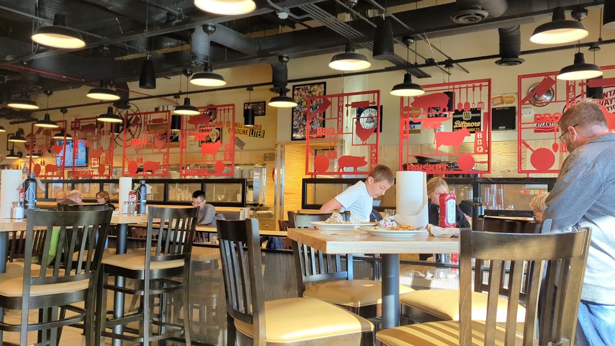 Midwood Smokehouse - Photo 1