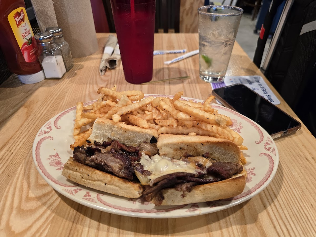 Midwood Smokehouse - Photo 2