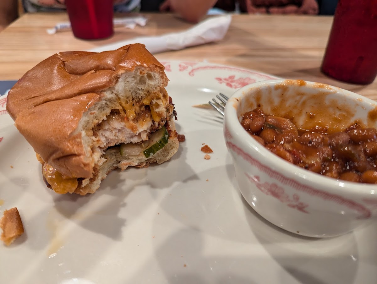 Midwood Smokehouse - Photo 4