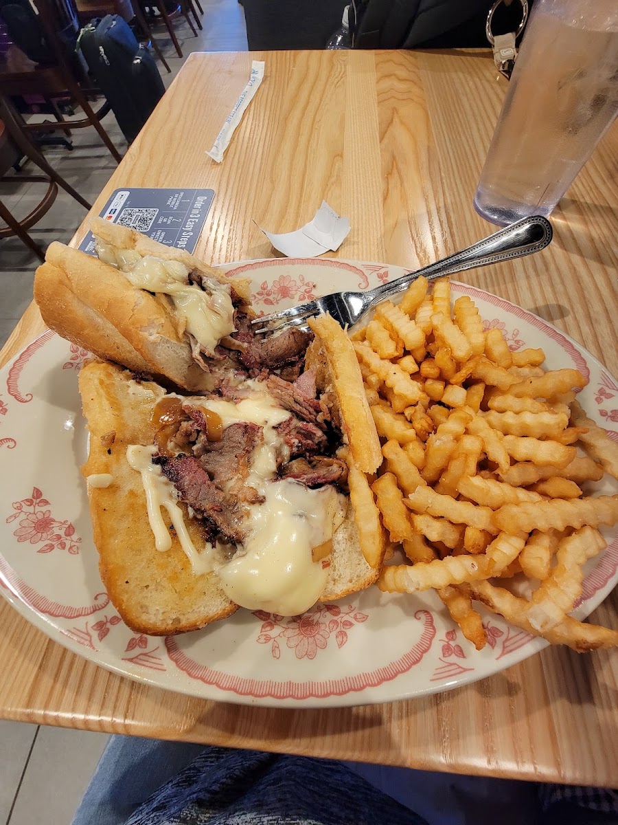 Midwood Smokehouse - Photo 6