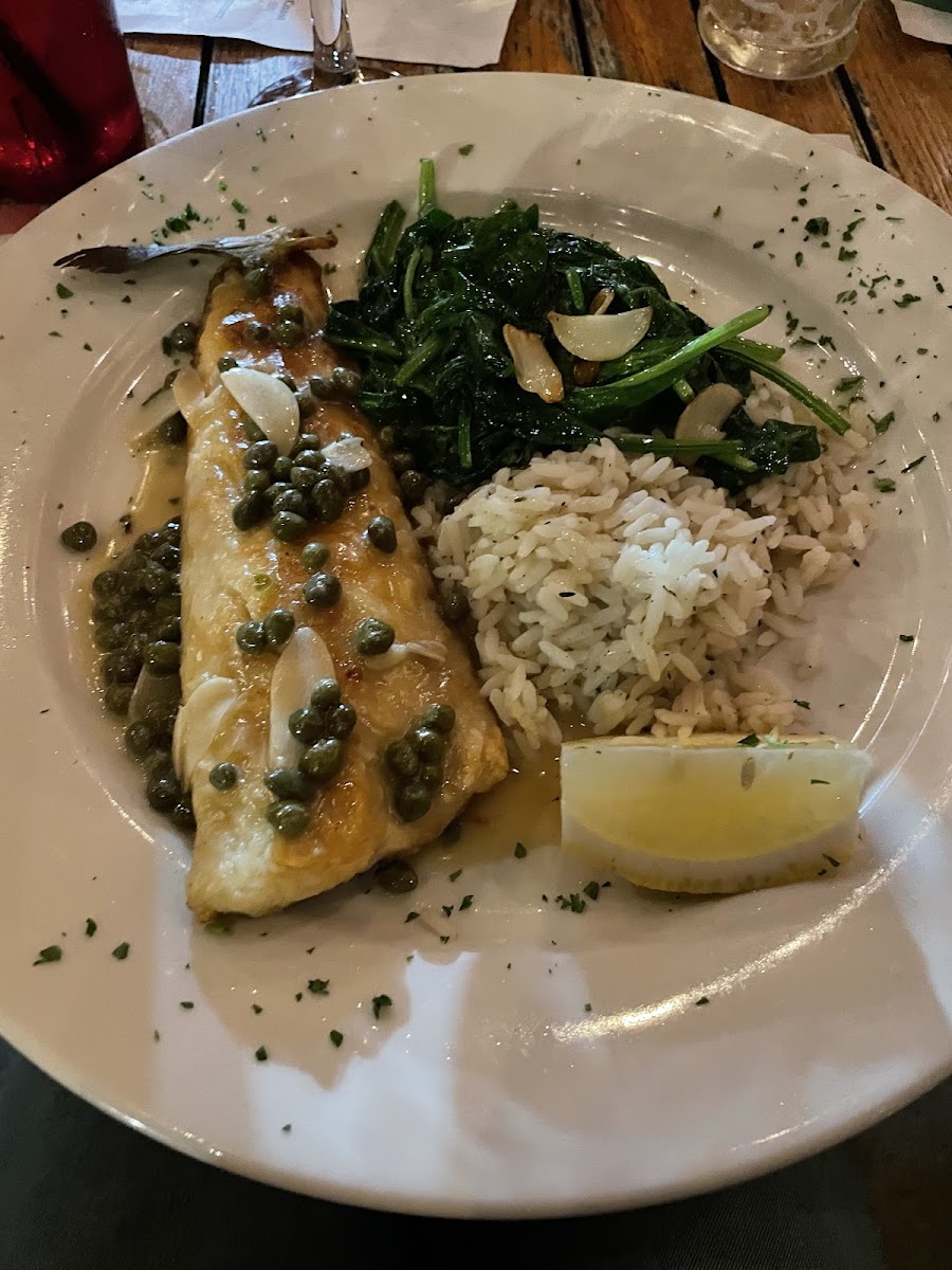 Rocco & Anna's Ristorante - Photo 1