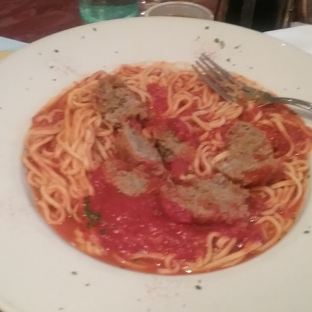 Spaghetti w Meatballs