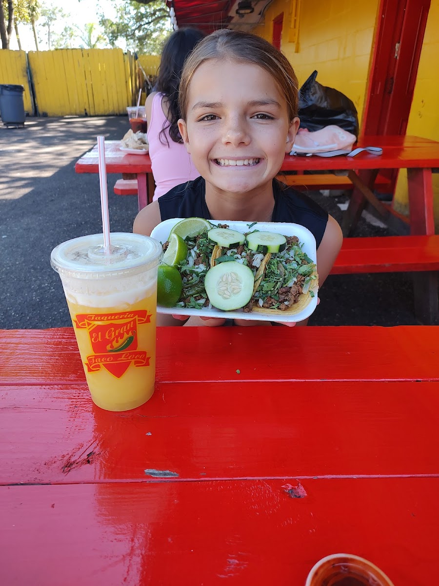 El Gran Taco Loco - Photo 8