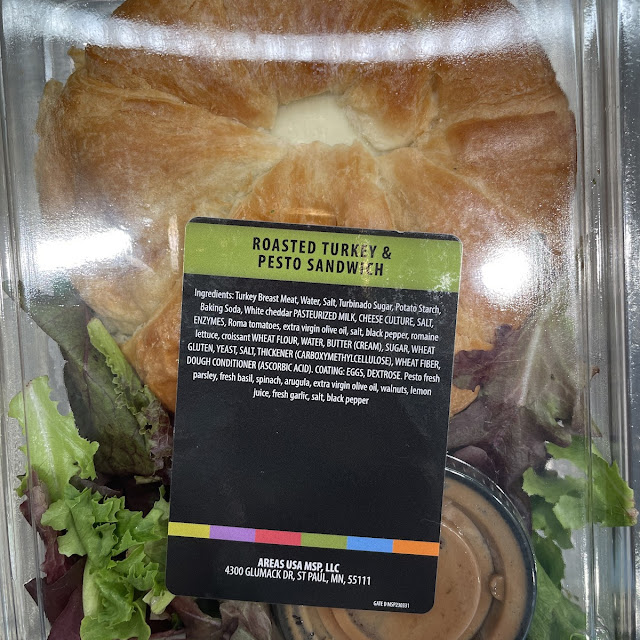Roasted Turkey and Pesto Sandwich