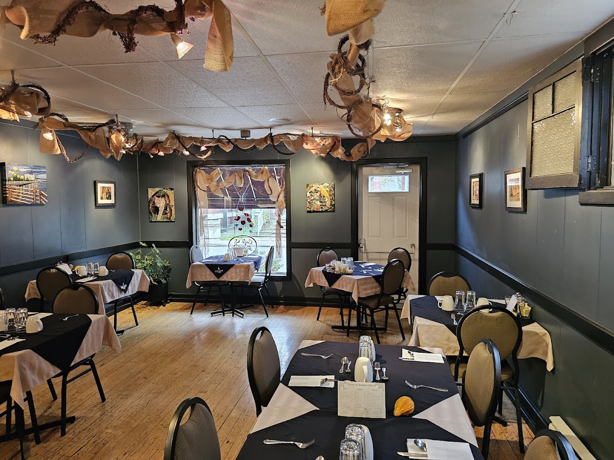 Cafe 349