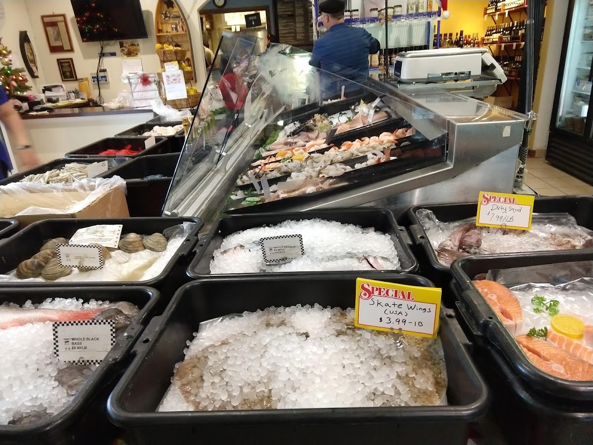 Frank's Fish And Seafood Market - Photo 3
