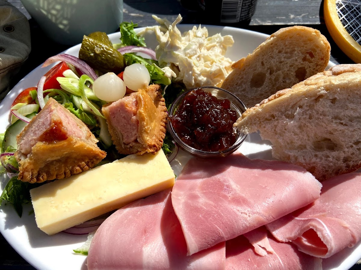 Frankies Farm Shop - Photo 7