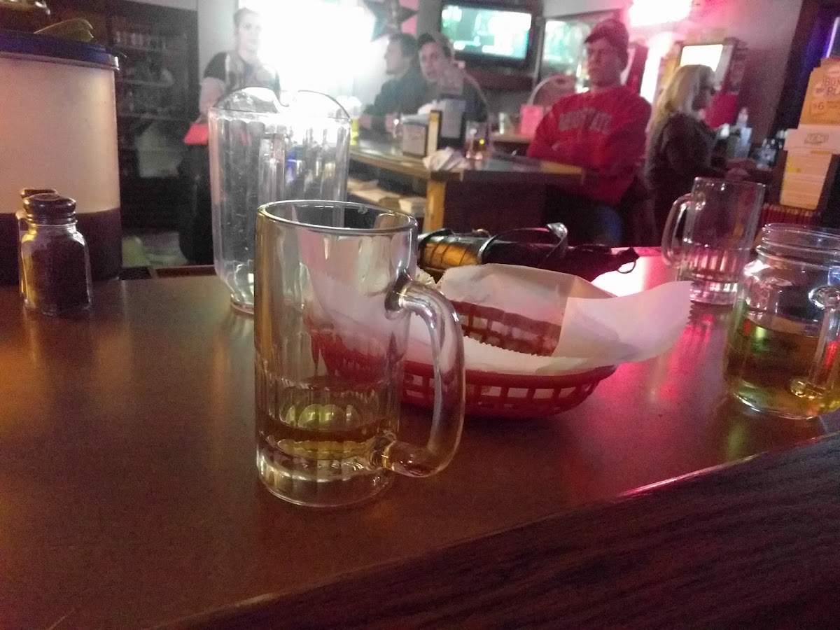 Mugs & Jugs Draft House - Photo 7