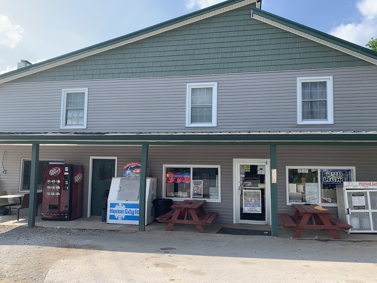 Crisp Springs Market - Photo 2