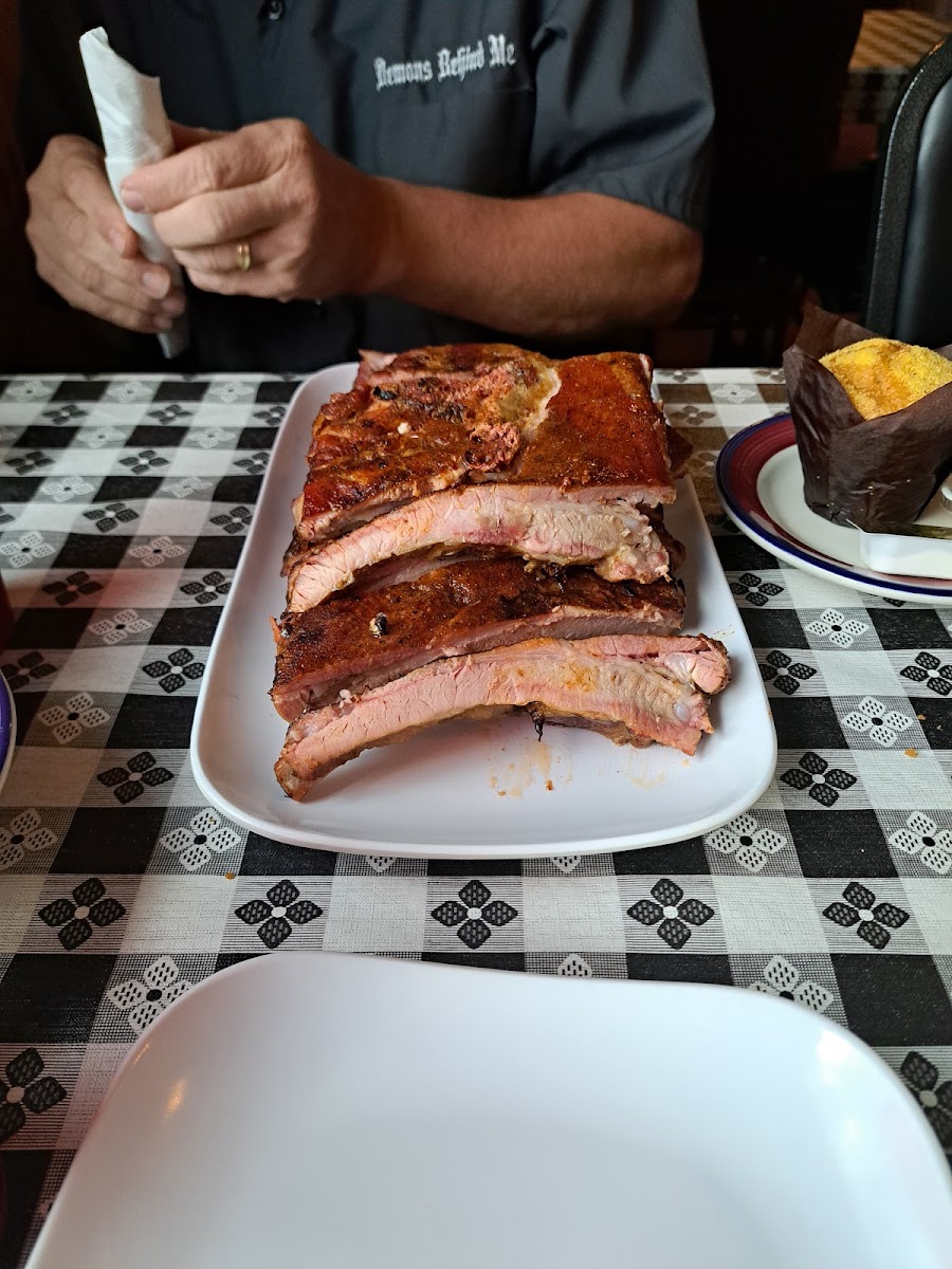 Backroad Bar-B-Q - Photo 2