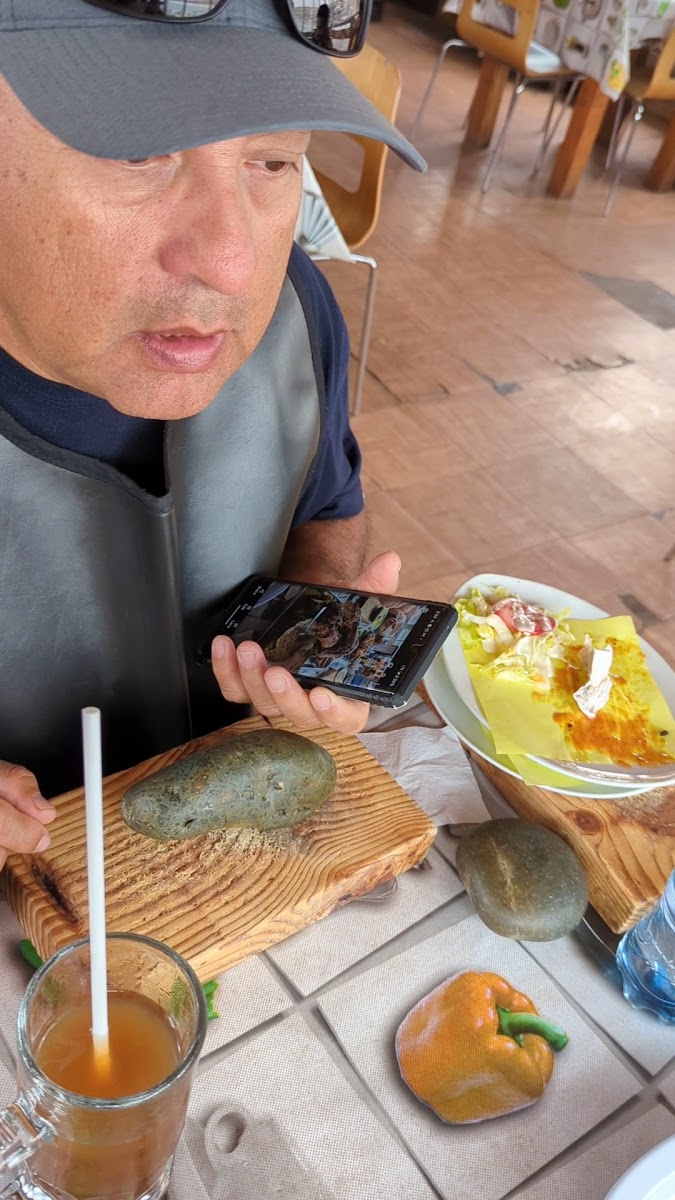 Mariscos La Estrella - Photo 1