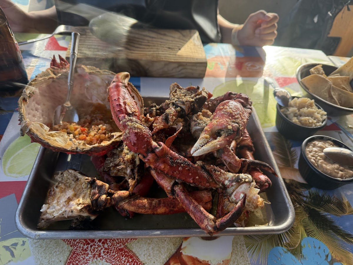 Mariscos La Estrella - Photo 3