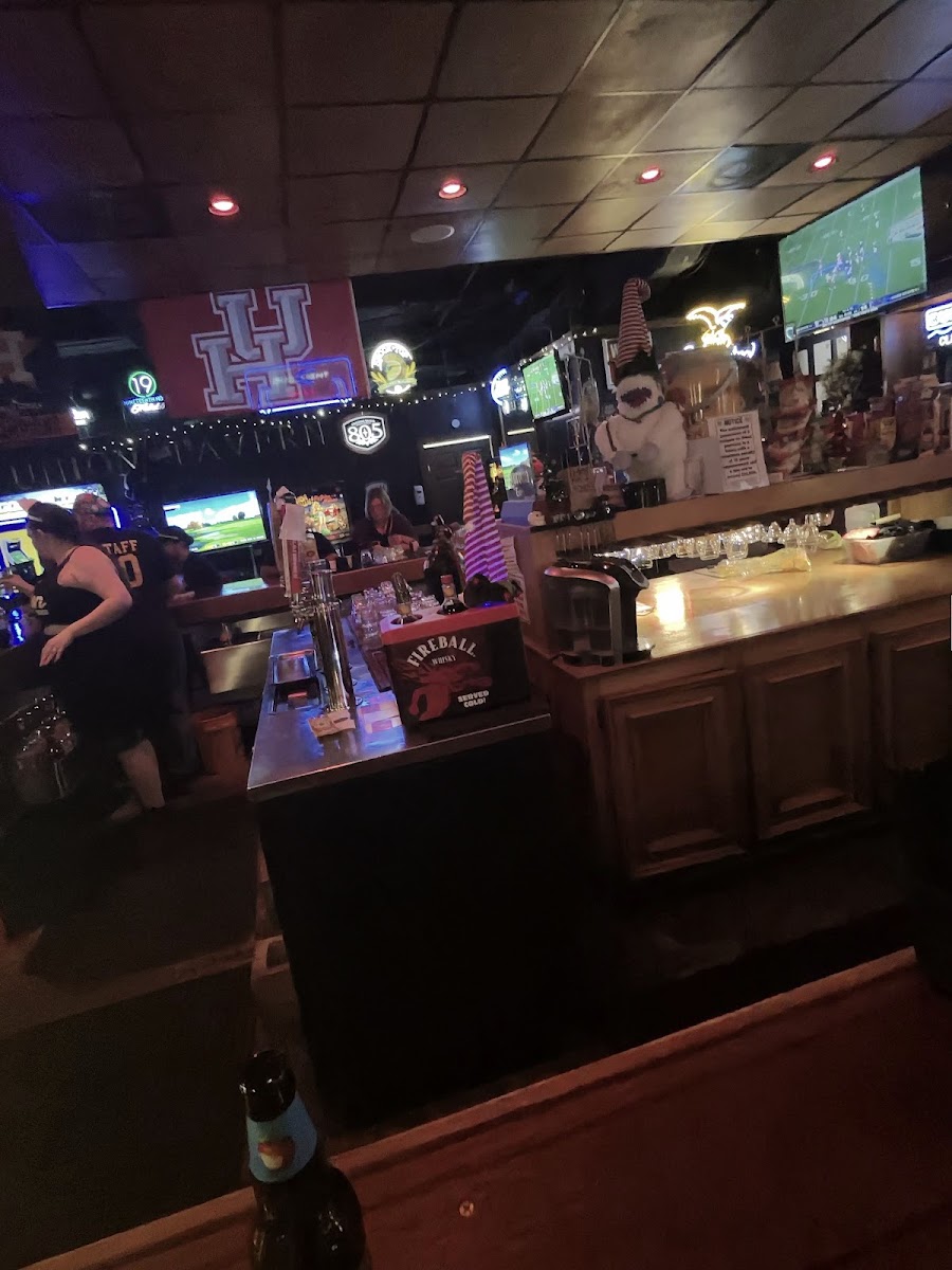 Union Tavern - Photo 1