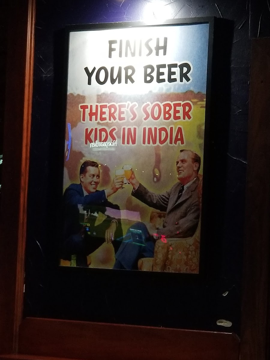 Union Tavern - Photo 3