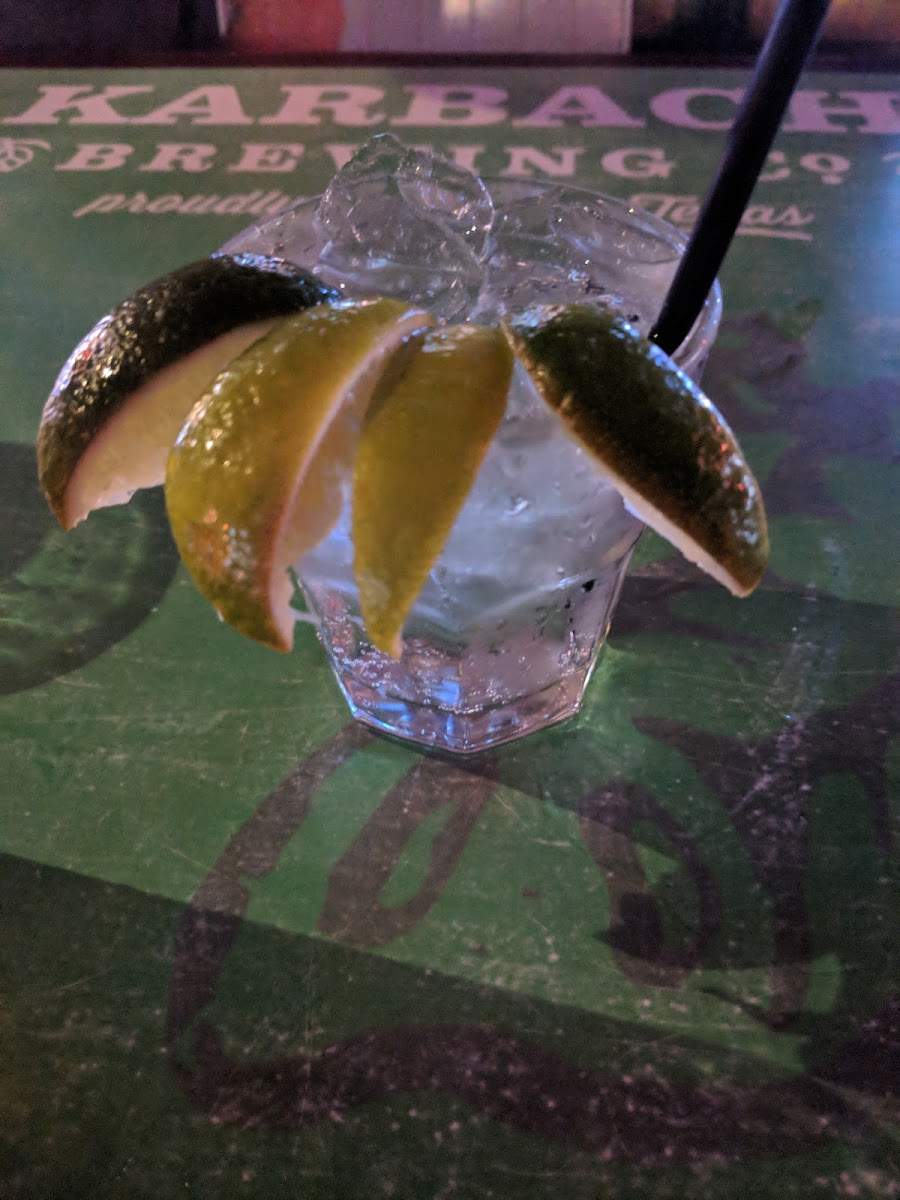 Union Tavern - Photo 6