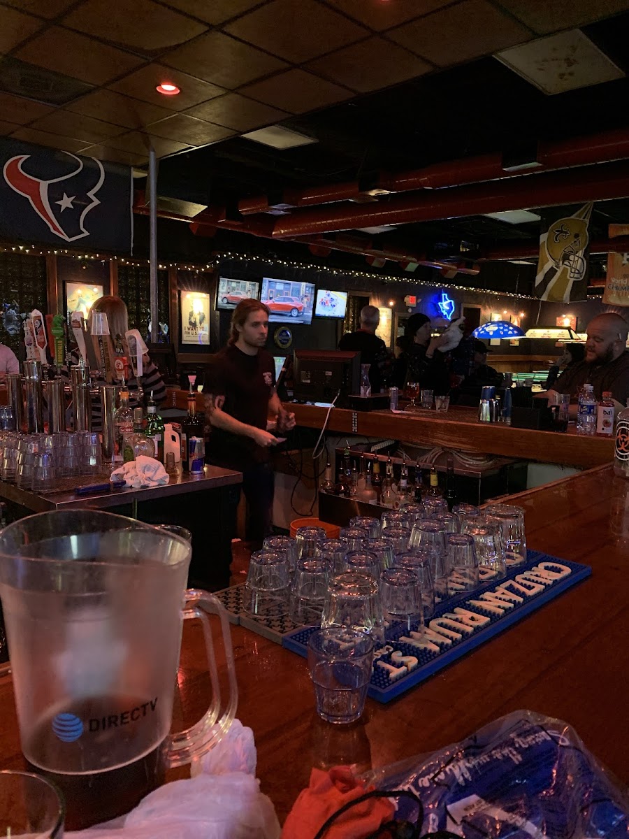 Union Tavern - Photo 7