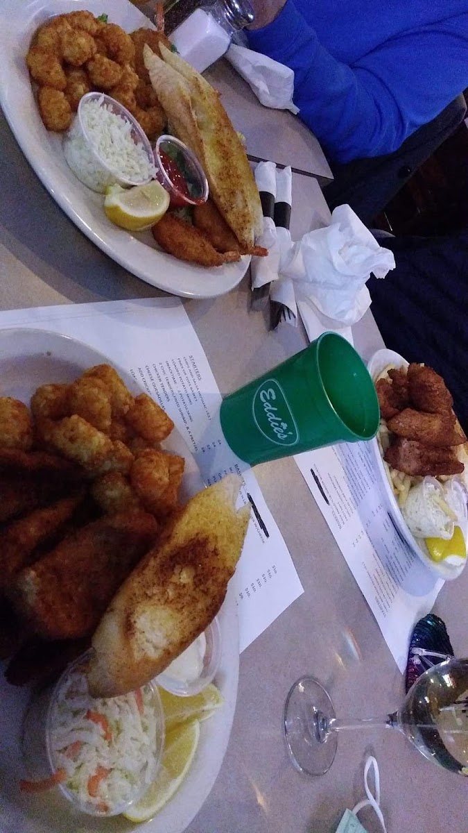 Eddie's Restaurant - Photo 7