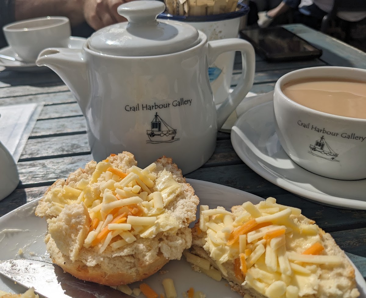 Crail Harbour Gallery & Tearoom - Photo 9
