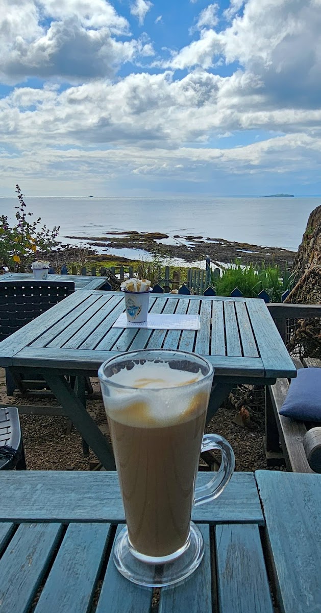Crail Harbour Gallery & Tearoom - Photo 6