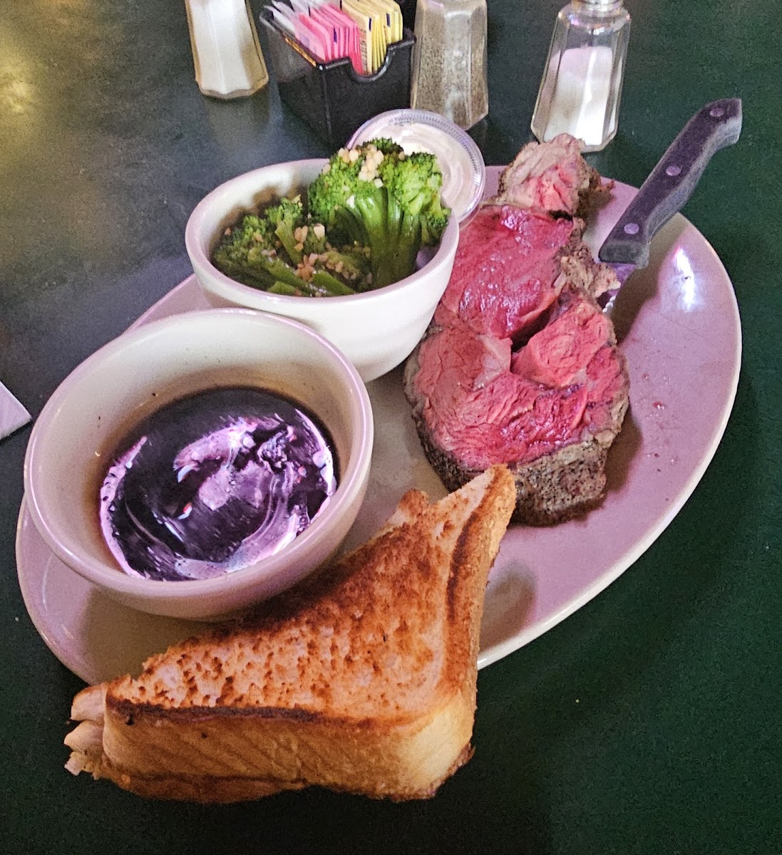 Winston's Food & Spirits - Photo 5