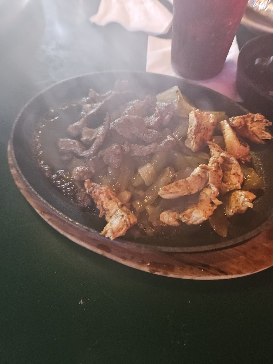 Winston's Food & Spirits - Photo 8
